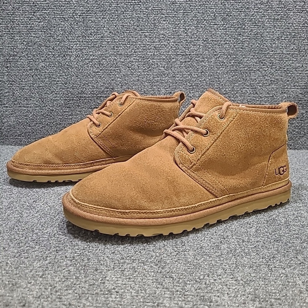 UGG Neumel3236 Chestnut Suede Chukka Boots Lace Up Shearling Lined Men's US 11